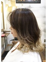 ヘアーワークス アンビエント(Hair works Ambient) ☆アンビ☆ グラデーションバレイヤージュ