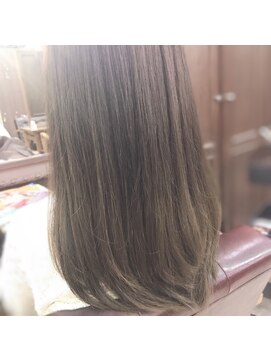 シェリー(Cherie) モノトーングリーン [Cherie 藤沢]