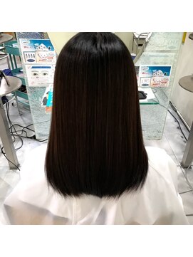 イーエムエー アールビアンカ 名駅店(e.m.a×Ar be.anca) 美髪ストレート