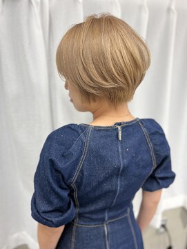 アルマバイロサ(ALMA by ROSA) ハイベージュカラー×ショーヘア　担当SE-YA