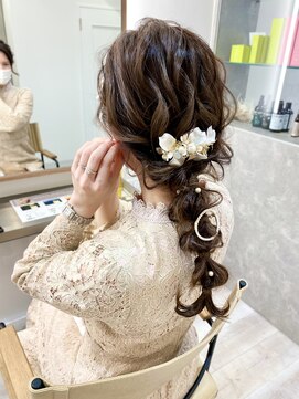 サロン ハリウッド(Salon Hollywood) ゆるふわ編み下ろし☆