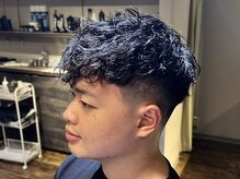 きめすぎないラフな質感。大人のスペインカール◎