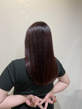 ヘアメイクアン(Hair Make Une) ダークバーガンディ　ナチュラルカラー　色持ち良し◎