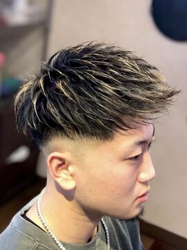 キュービクル(Cubicle) スキンフェードメッシュショート