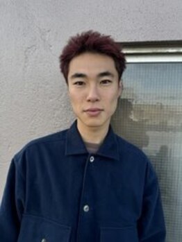 眉カットつきカットあり/トータルにスタイルをお作りします/ 10AM-8PMまで営業