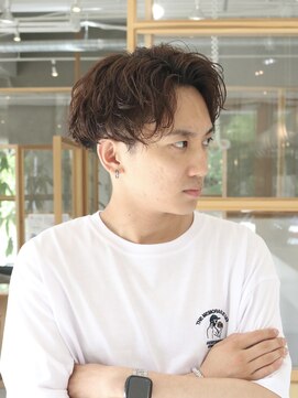 フェリアファム 北千里(FERIA fam) シャドウパーマ