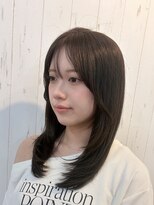 ララ(LALA) ローレイヤーカット、オリーブベージュカラー