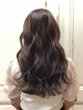 リタへアーズ(RITA Hairs) [RITA Hairs]艶ありバイオレットグレージュ x ラフウェーブ