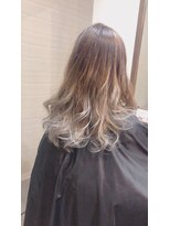 セルフィッシュヘアー(Selfish hair)&nbsp;ホワイトバレイヤージュ