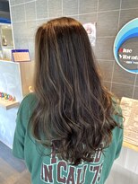 ブルーバイブレーション BlueVibration&nbsp;白髪馴染ませハイライト白髪活かしハイライト