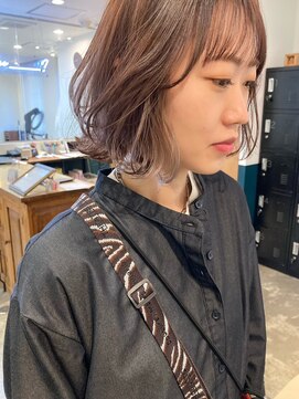 ヘアーブレイス(hair brace) さり気ないお洒落なイヤリングカラー【菅野竜矢】