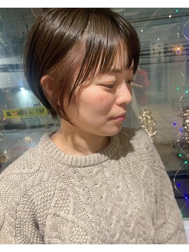 ナルヘアー 越谷(Nalu hair) 丸みショート×インナーカラーミルクティー