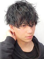 フィフス 原宿(fifth)&nbsp;刈り上げツーブロック前下りマッシュツイストスパイラルパーマ