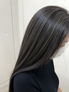 ソイア 春日井店(Soea) グロスハイライト　地毛ハイライト