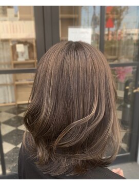 ココネ(cocone) ハイライトカラー