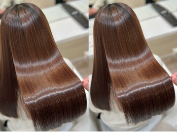 ノイズオオサカ 梅田店(NOISM OSAKA)の写真/【梅田駅徒歩5分】ダメージを補修して、未来の髪を守る。傷んだ髪も柔らかな手触りで、美髪へと導きます！