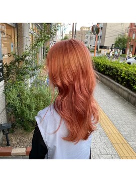 ジェニーバイメノン(JENNIE by Menon) オレンジカラー ハイトーン ブリーチ 前髪