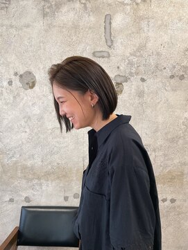 ルイス(LEWES) ボブカット