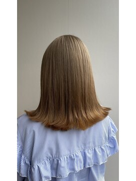 美容室 アイディー i-dee 明るめベージュ