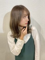 エルサフィロ ヨドヤバシ(el zafiro yodoyabashi)&nbsp;ハイトーンベージュ　ミディアムリバース