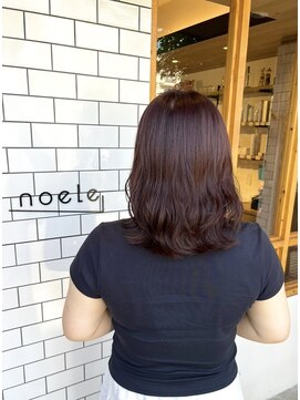 ノエル(noele) ミディアムヘア×クラゲヘアー/暗めレッドブラウンカラー