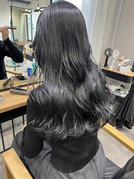 ブルーブラック