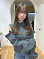 ヴィンス(vince)&nbsp;韓国ヘア/艶カラー/レイヤーカット/チョコレートブラウン