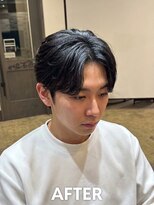 ジェットブラックキューサンロク(JET BLACK 936) 30代爽やかフェザーパーマ|ビジネス好印象スタイル