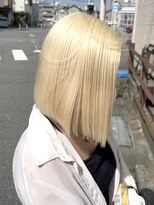 ファヴォリヘアー(favori hair) 【新潟】抜きっぱなしハイトーン/ボブ