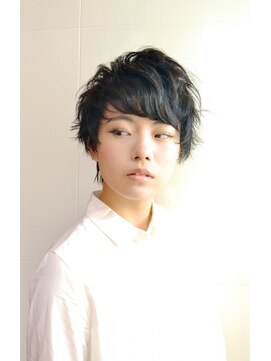 レンジシ オモテサンドウ(RENJISHI omotesando) モードな黒髪 無造作ベリーショート