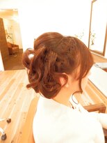 レアリス ヘアーデザイン(REALIS hair design) フェミニン ヘアセット