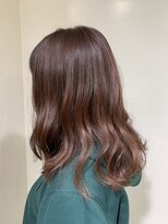 アズール 草加(azule)&nbsp;毛先明るめピンクブラウン ナチュラルグラデーション