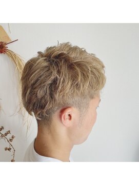 ヘアドゥーレディバグ 大和八木店(HAIR DO LADY BUG) メンズハイトーンベージュカラー