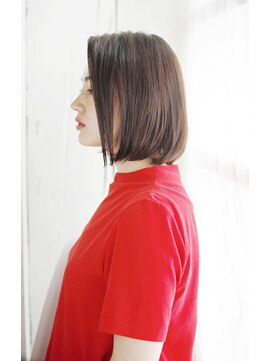 オティアプラスエヌ(OTTIA+n) 20代30代40代　モードの顔した大人ボブ【松山】