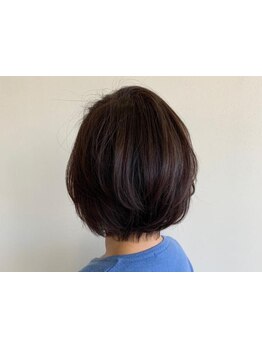 【鴨島/当日予約可】リピーター多数☆髪のお悩みを改善していくダメージレス［新感覚グレイカラー］