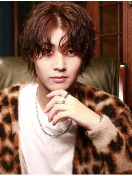 オーシャントーキョー 大阪(OCEAN TOKYO) 波巻きパーマ ケアパーマ ブラウンカラー カラー パーマ 眉毛