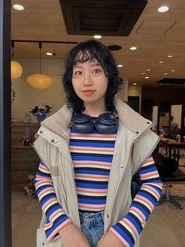 ミューズ バイ ケンジ(MUSE by KENJE) お洒落なレイヤーパーマ