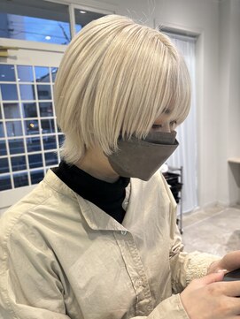 ソル 栄矢場町(SOL) ホワイトブロンド