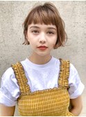 切りっぱなし　ミニボブ　アッシュベージュカラー
