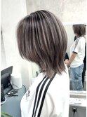 レイヤーウルフ　くびれヘア　バレイヤージュ