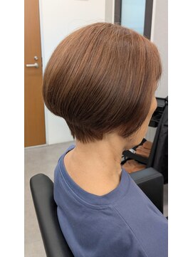 アルトス 浦和(ARTS) ショートボブ×ローライト