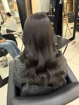 アクアオモテサンドウ(ACQUA omotesando) ☆ブリーチなしココアブラウンバタフライカットヘーゼルブラウン