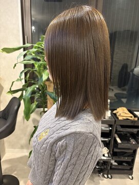 オリーブベージュ/艶カラー