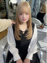 オブヘアージユウガオカ(Of HAIR Jiyugaoka)&nbsp;【ハイトーン×レイヤーカット】