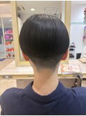 刈り上げショート刈り上げ女子メンズライクハンサムショート