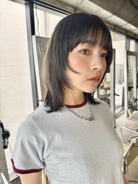 ノラジャーニー(NORA Journey) 【阿形】１ブリーチオリーブカラーハッシュカットレイヤーカット