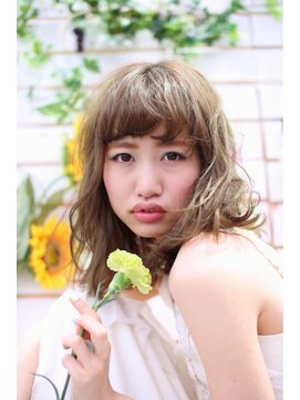 ブルーフェーセス 表参道(blue faces) 『bluefaces』外国人風ほつれパーマ　フェミニンミディアム