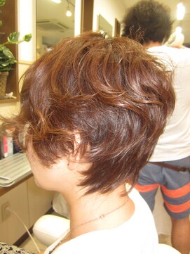 コアフィールフィス(COIFFURE fils) うねりをスタイルに