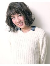 カット+選べる[トリートメントorスパ]　『炭酸泉付』￥8600〜