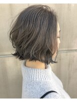 キラ 渋谷(KILLA)&nbsp;丸みショート無造作カール3Dカラージグザグバング前髪_北間